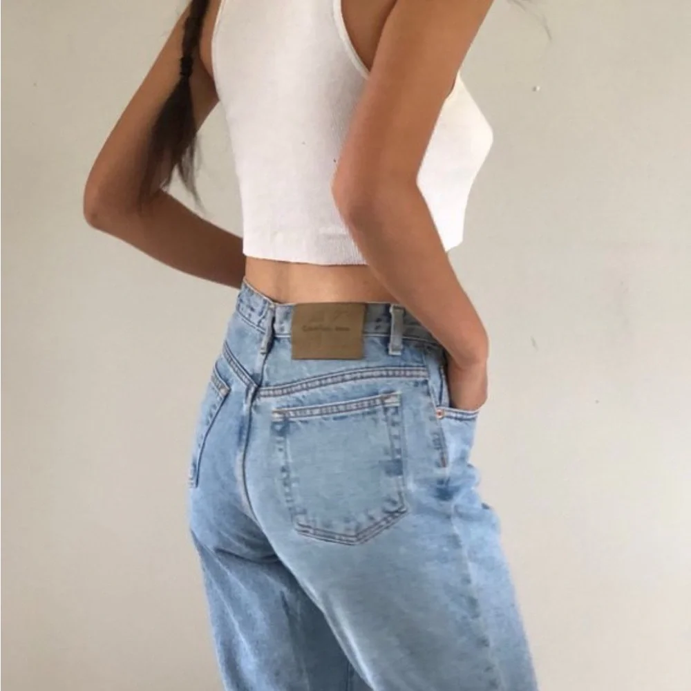 Vintage 90s Light Wash Calvin Klein Denim Jeans Size 32 - Picture 2 of 16